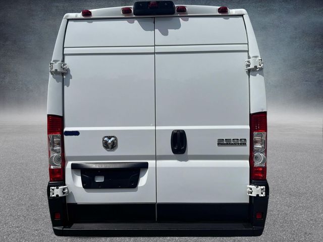 Vehicle image 7 of 36