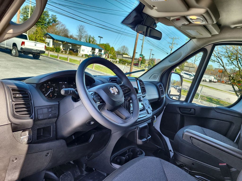 Vehicle image 24 of 53