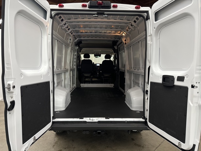 Vehicle image 23 of 23
