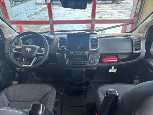 2024 Ram ProMaster Window Van SLT+ Image 14 of 50