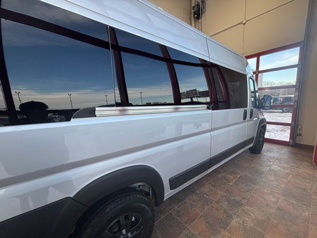 2024 Ram ProMaster Window Van SLT+ Image 39 of 50