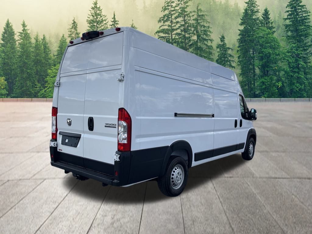Vehicle image 6 of 39