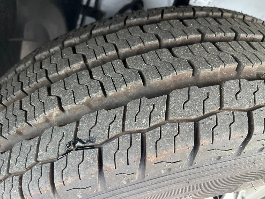 Vehicle image 13 of 39