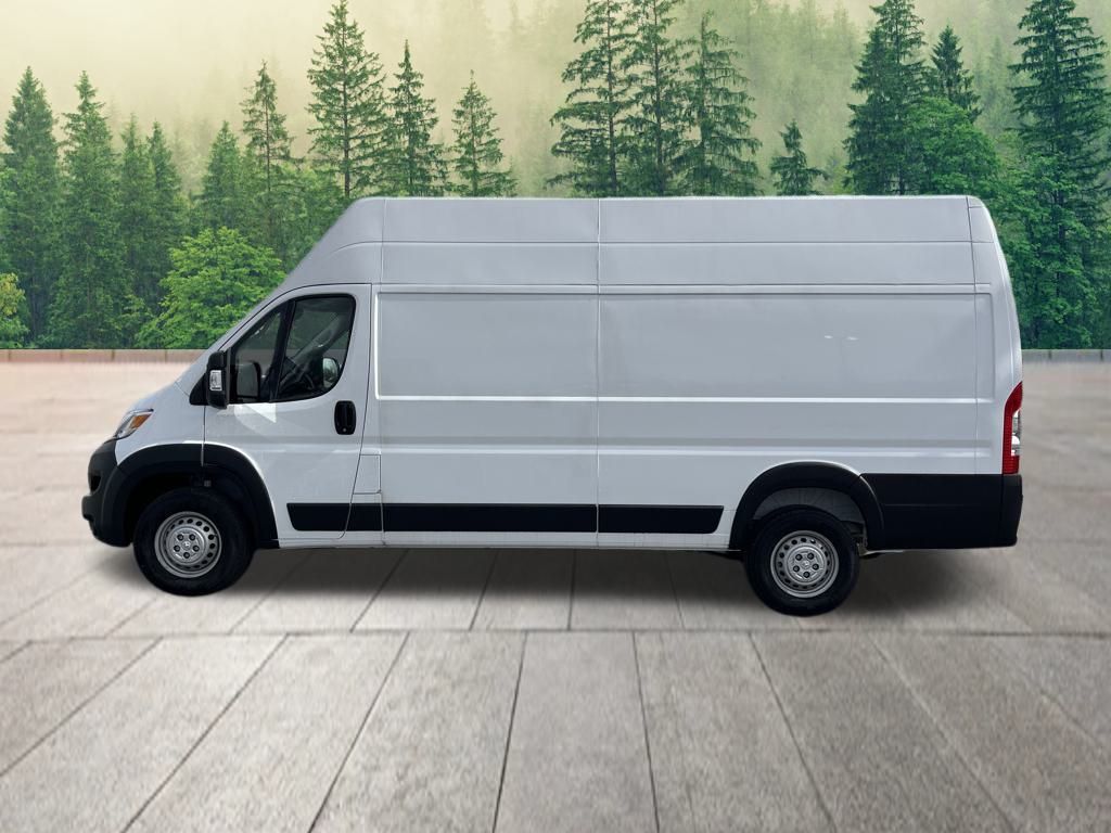 Vehicle image 9 of 39