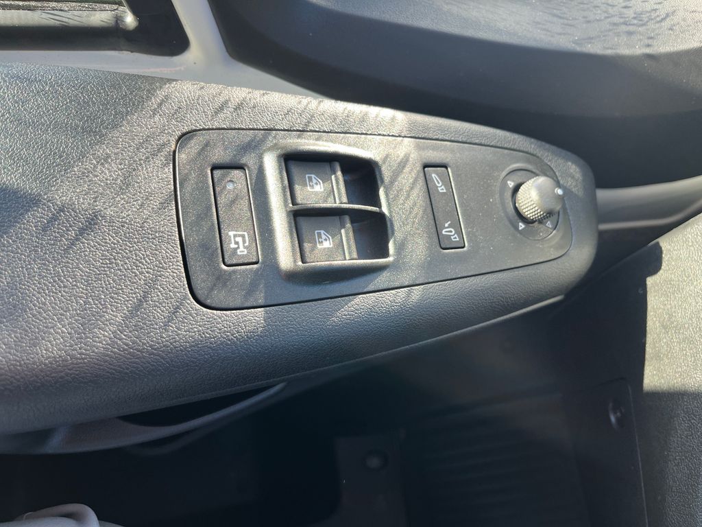 Vehicle image 23 of 36