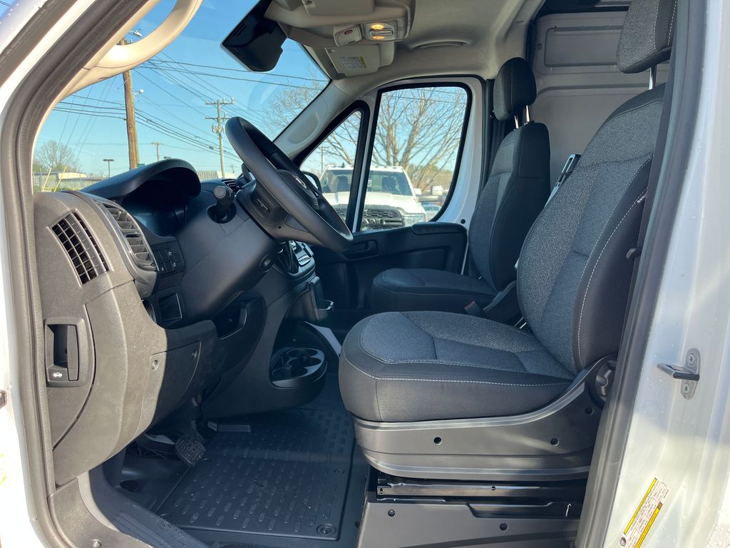 Vehicle image 12 of 36