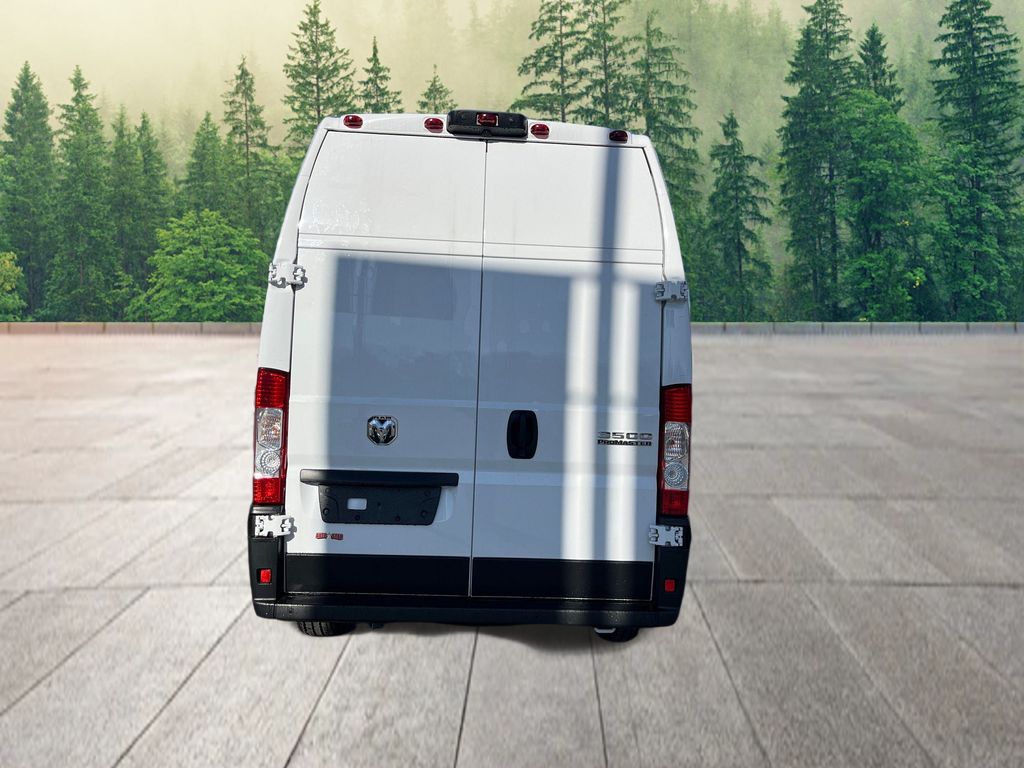 Vehicle image 9 of 36