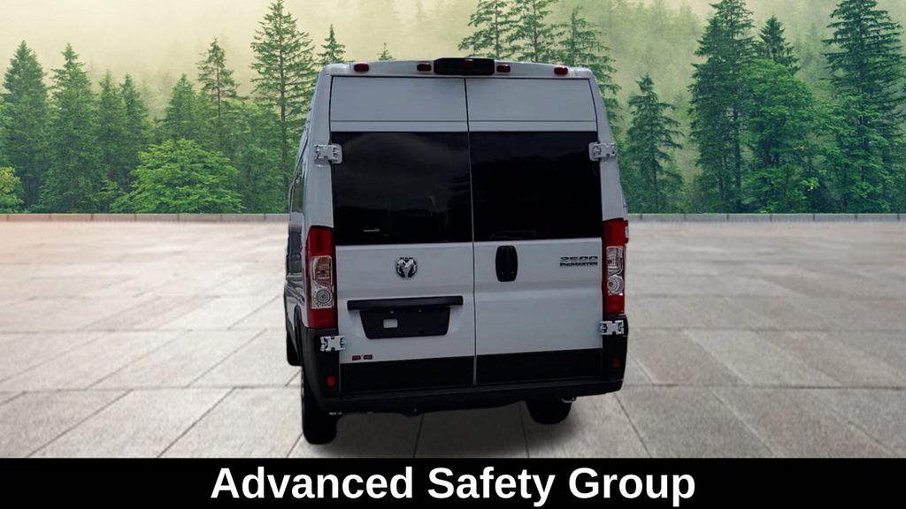 Vehicle image 40 of 57