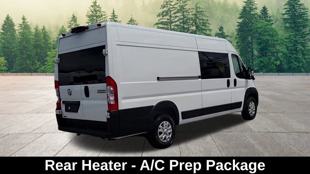 Vehicle image 10 of 57
