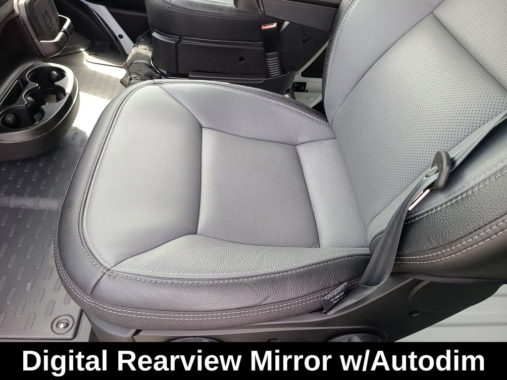 Vehicle image 20 of 57