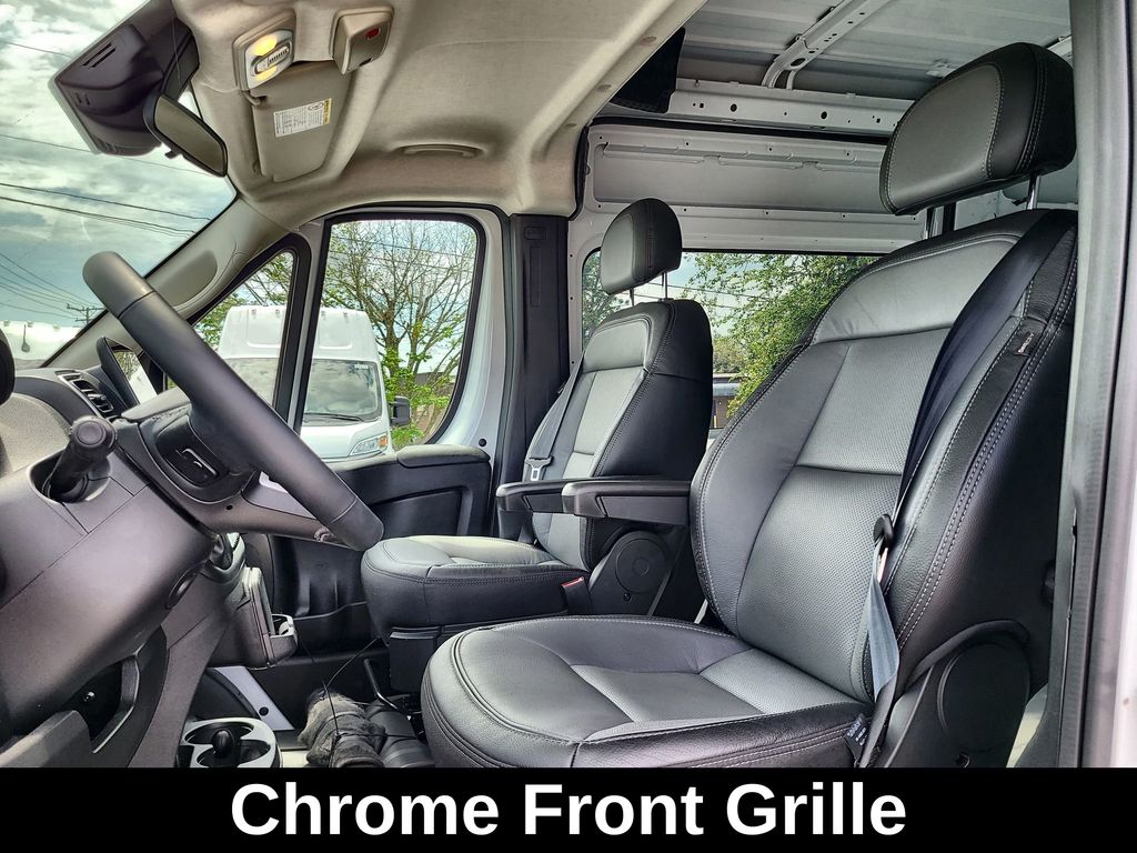 Vehicle image 17 of 57