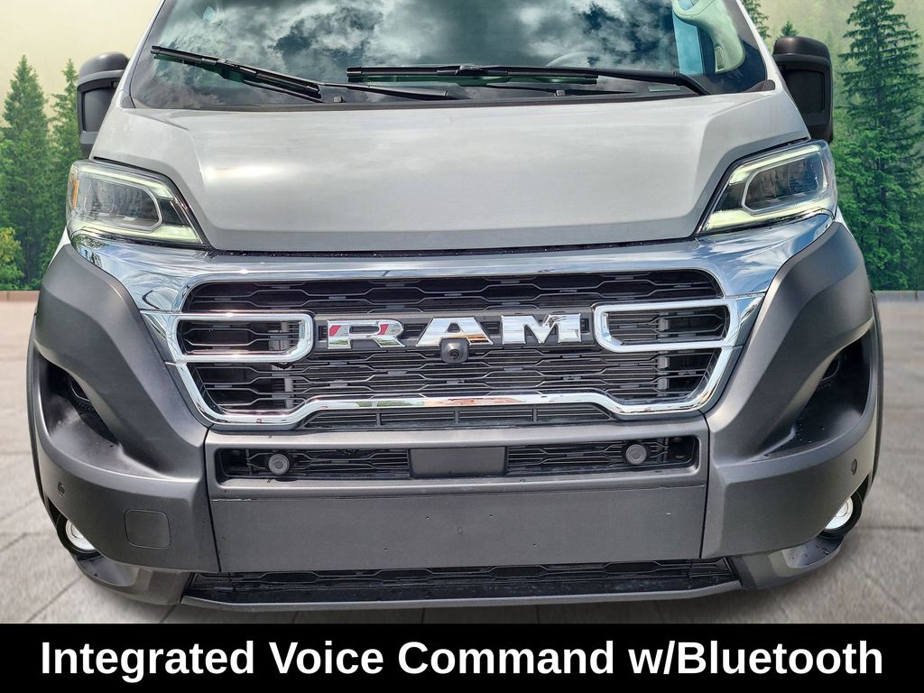 Vehicle image 4 of 57