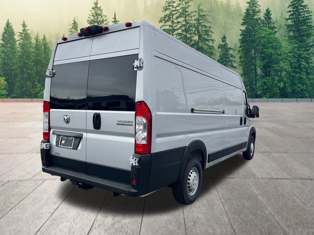 Vehicle image 6 of 41