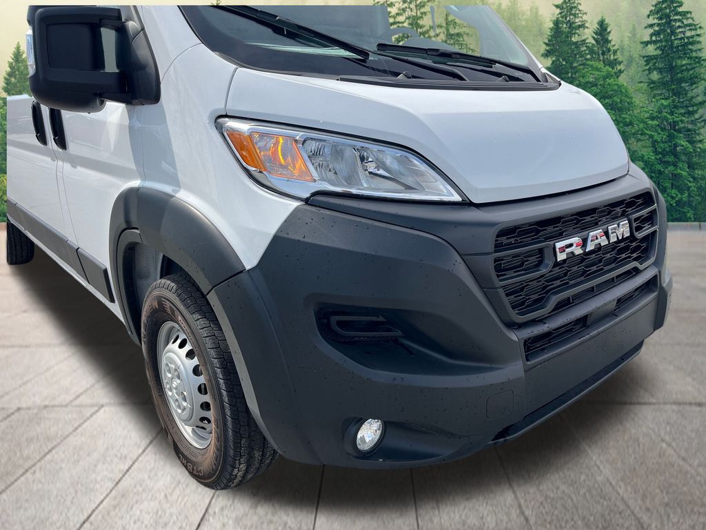 Vehicle image 3 of 42