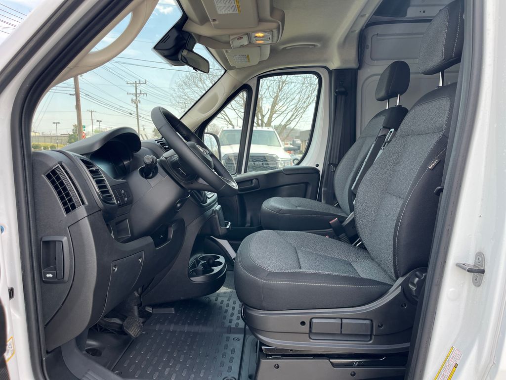 Vehicle image 12 of 42