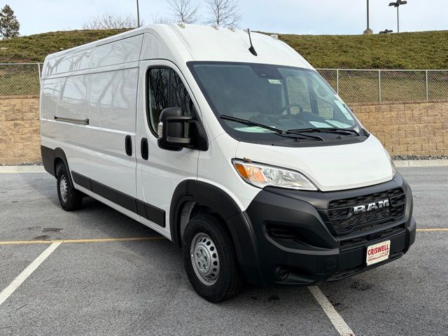 2024 Ram ProMaster Cargo Van Tradesman Image 3 of 34