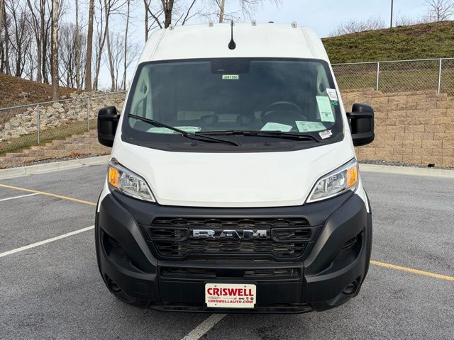 2024 Ram ProMaster Cargo Van Tradesman Image 2 of 34
