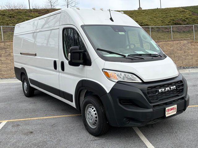 2024 Ram ProMaster Cargo Van Tradesman Image 3 of 37
