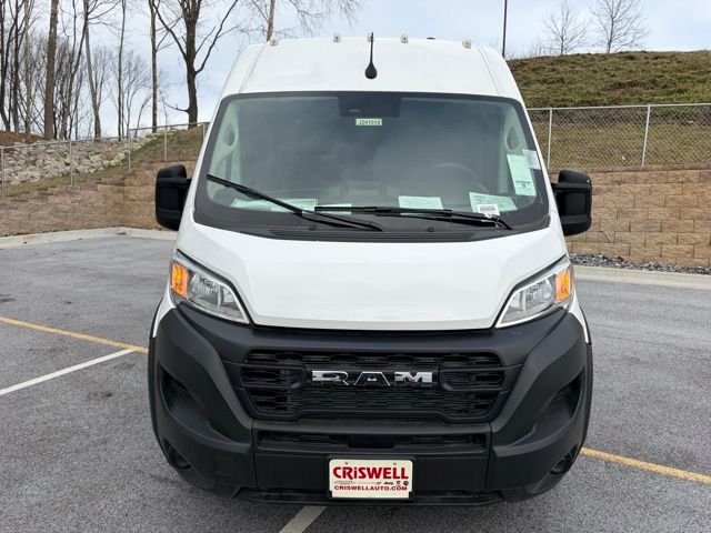 2024 Ram ProMaster Cargo Van Tradesman Image 2 of 37