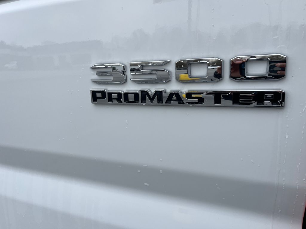 Vehicle image 39 of 39