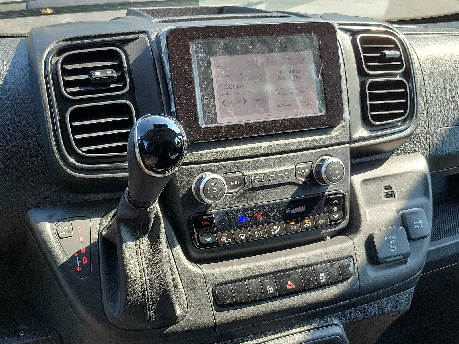 Vehicle image 17 of 20