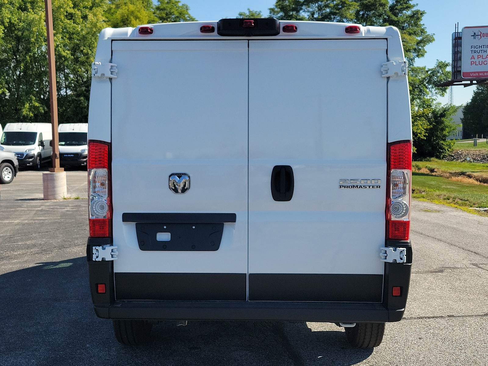 Vehicle image 6 of 21