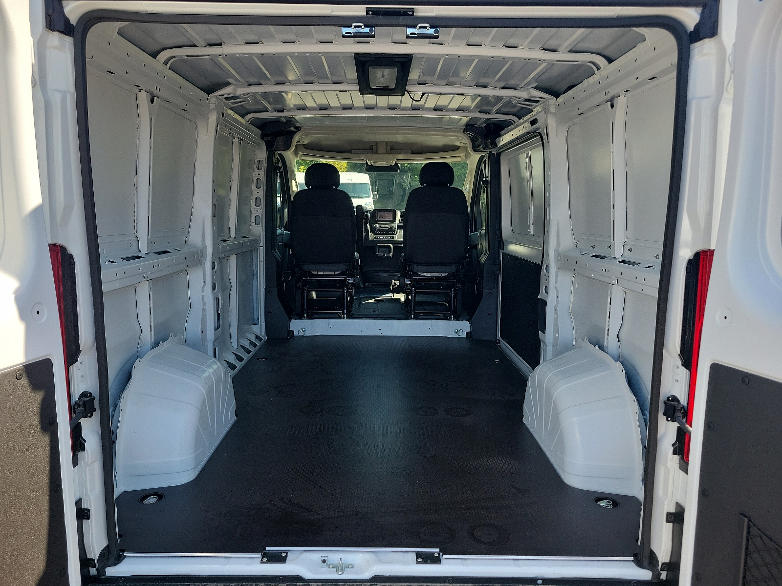 Vehicle image 21 of 21