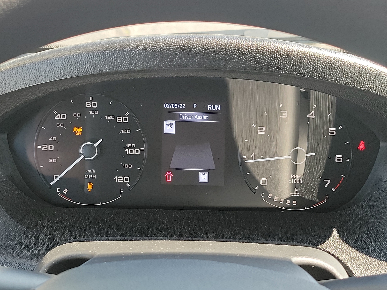 Vehicle image 15 of 21