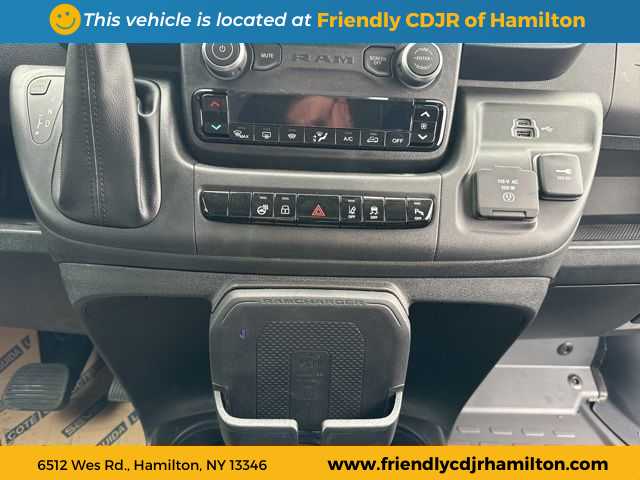 2024 Ram ProMaster Window Van SLT+ Image 16 of 21