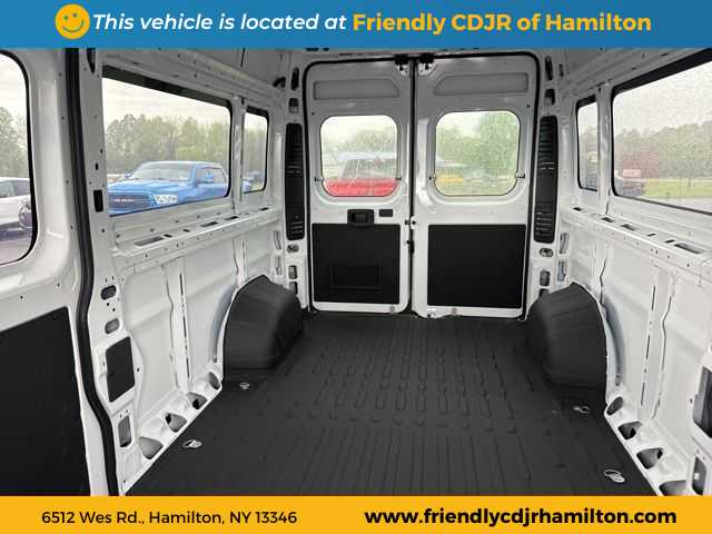 2024 Ram ProMaster Window Van SLT+ Image 15 of 21