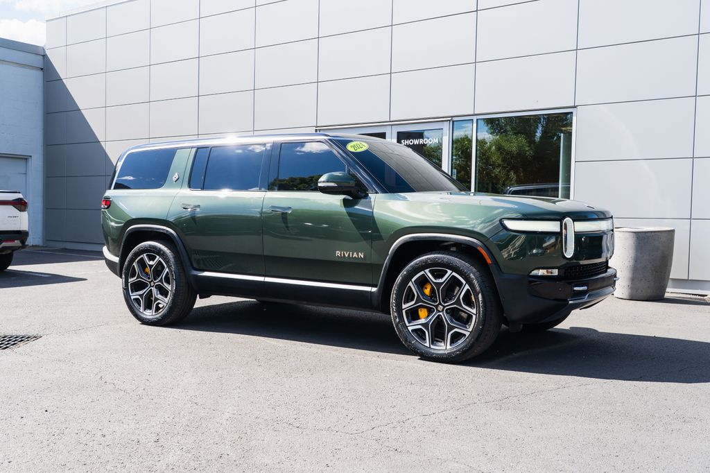 2024 Rivian R1S Adventure Image 3 of 26