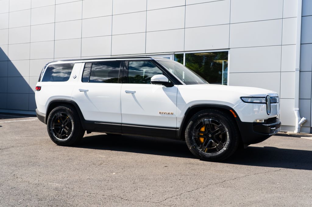 2024 Rivian R1S Adventure Image 3 of 25