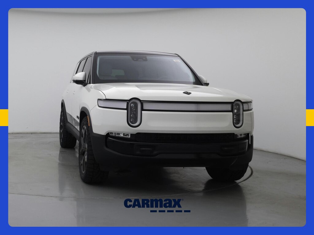 2024 Rivian R1S Adventure Image 3 of 22