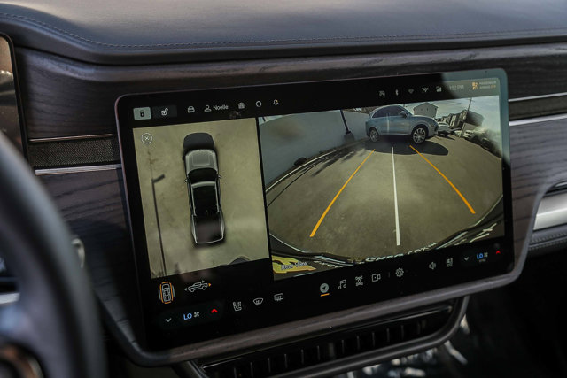 2024 Rivian R1T Adventure Image 18 of 27