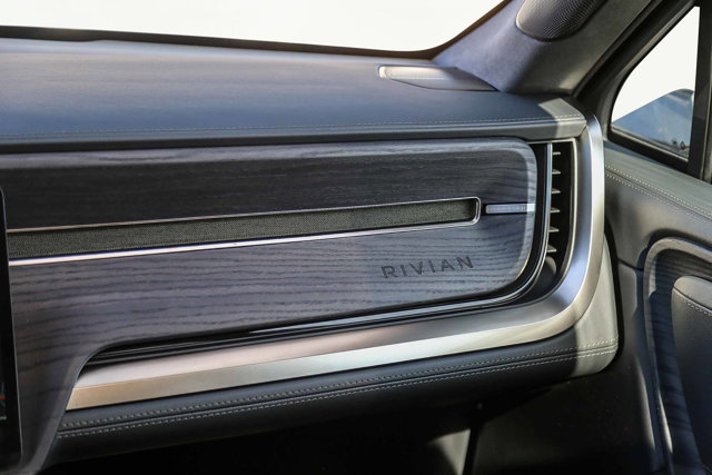 2024 Rivian R1T Adventure Image 20 of 27
