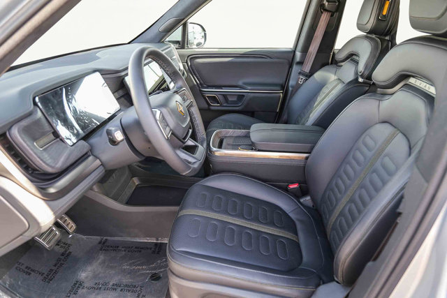 2024 Rivian R1T Adventure Image 13 of 27
