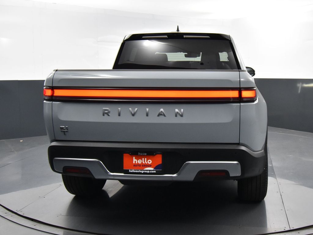 2024 Rivian R1T Adventure Image 11 of 40