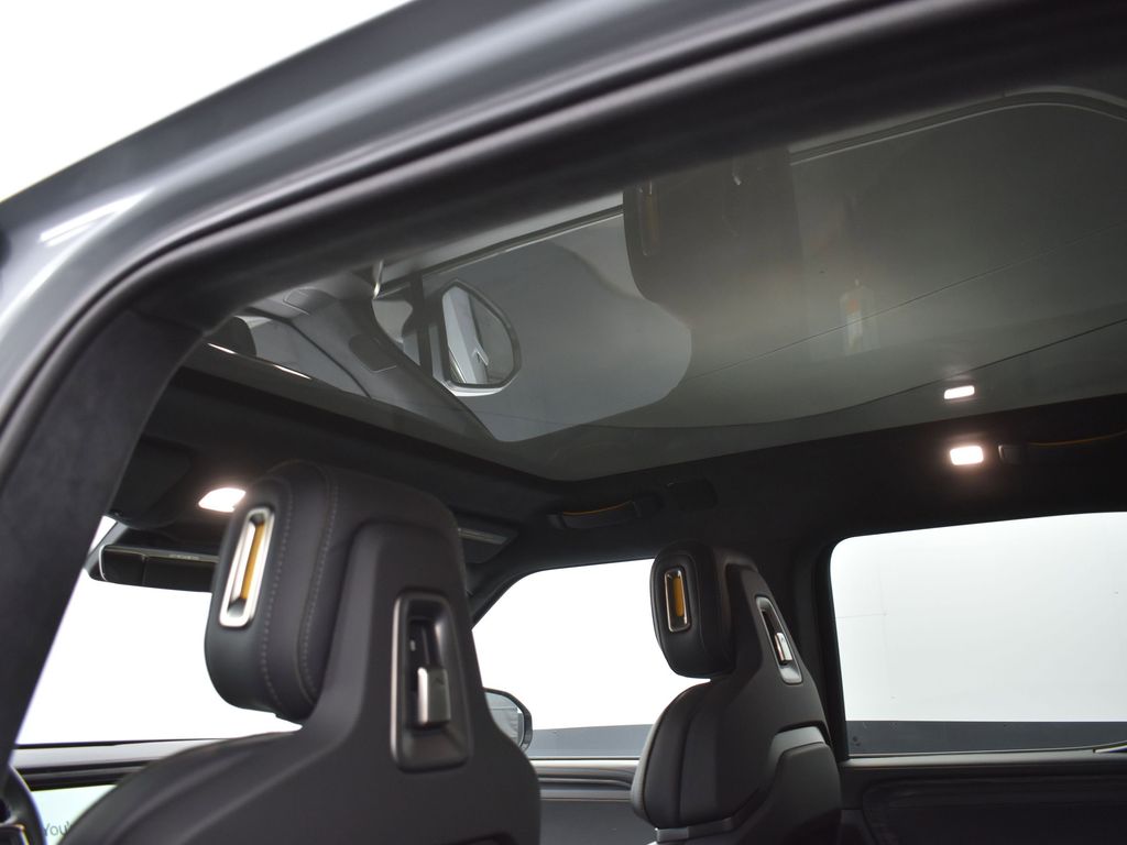 2024 Rivian R1T Adventure Image 28 of 40