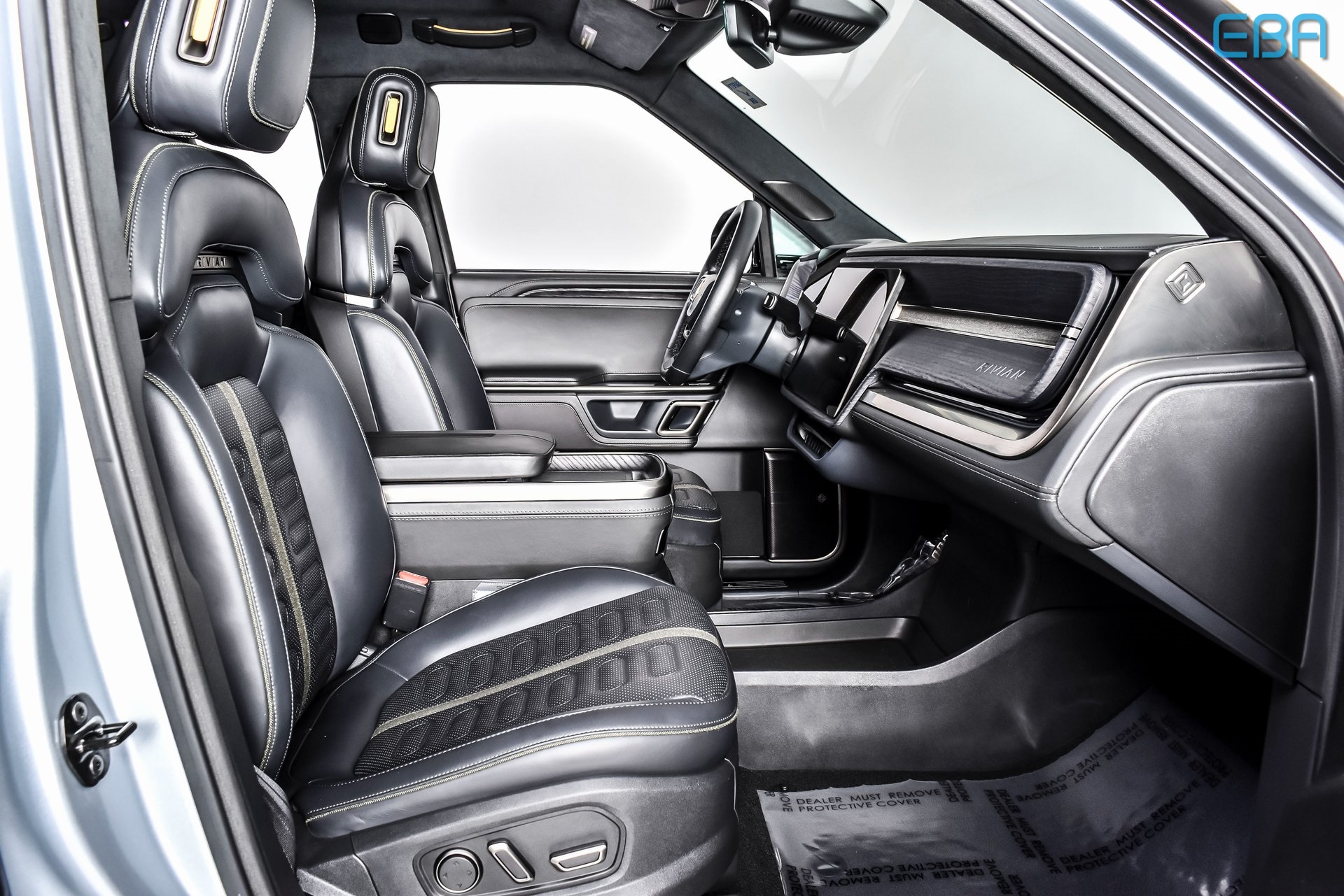 2024 Rivian R1T Adventure Image 13 of 29