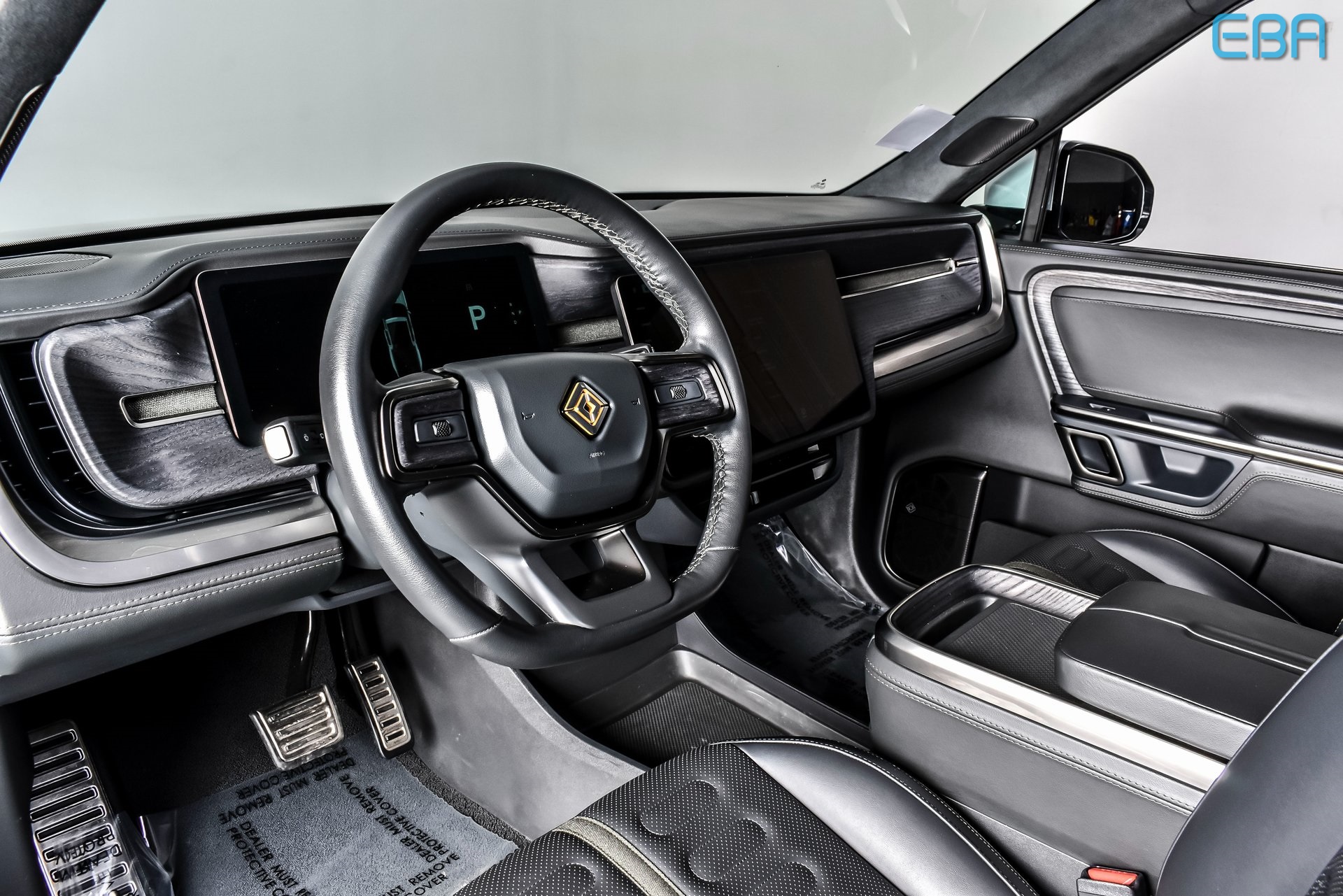 2024 Rivian R1T Adventure Image 15 of 29