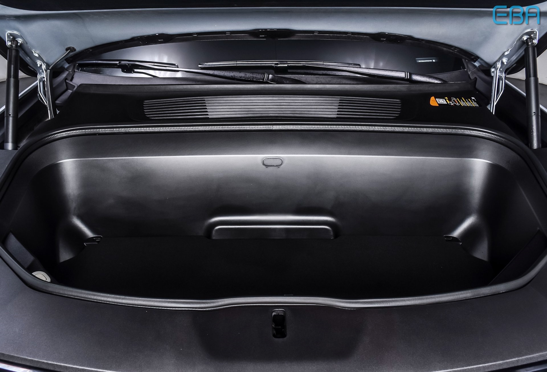 2024 Rivian R1T Adventure Image 22 of 29