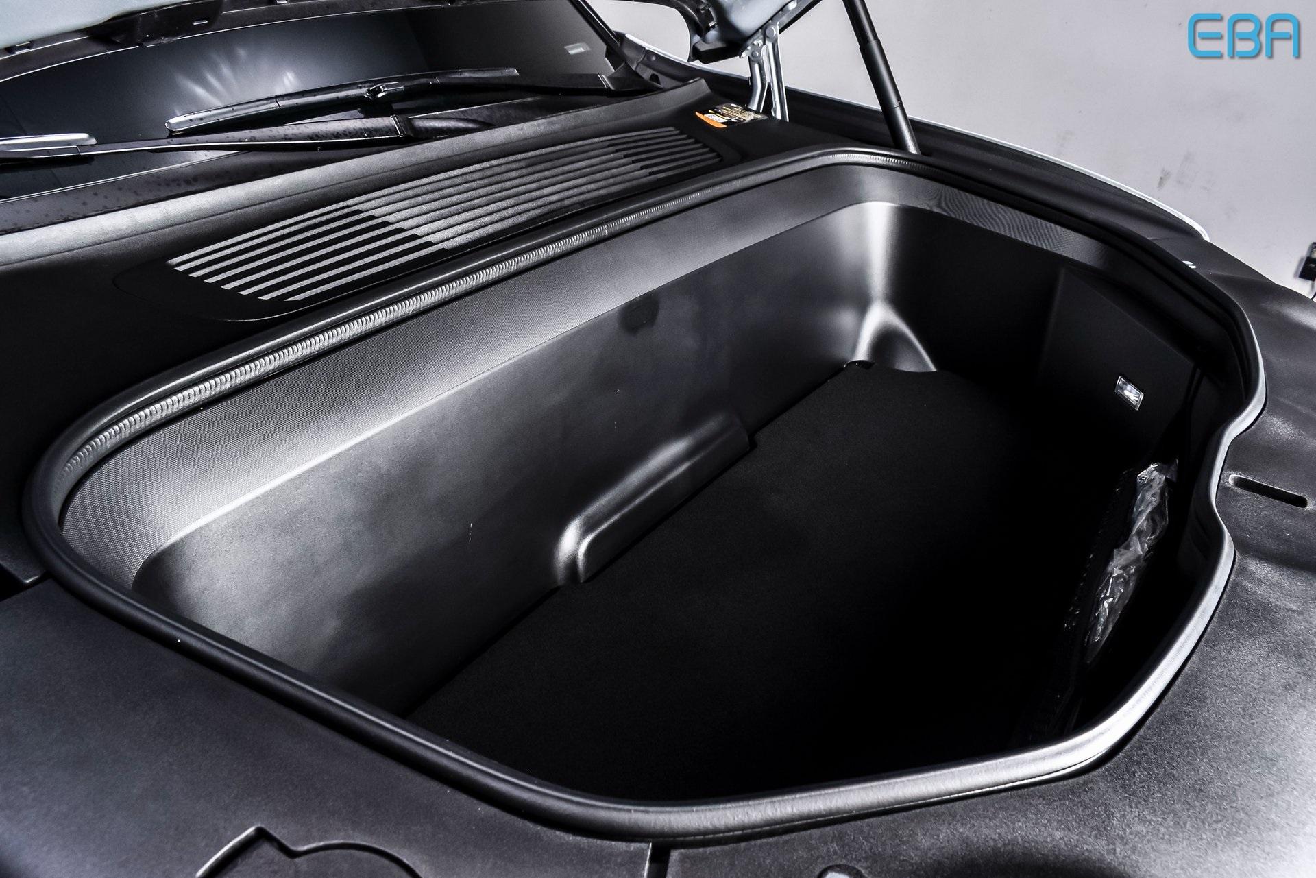 2024 Rivian R1T Adventure Image 27 of 29