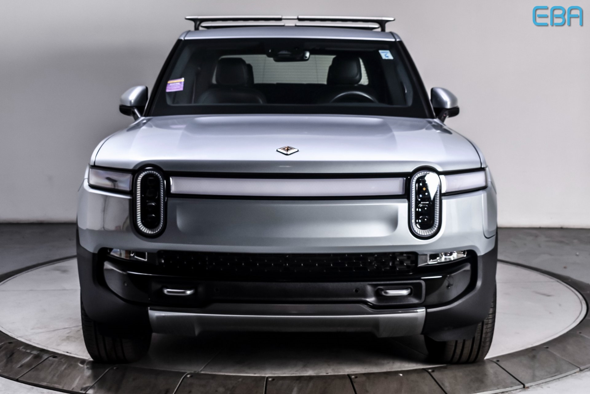 2024 Rivian R1T Adventure Image 2 of 29