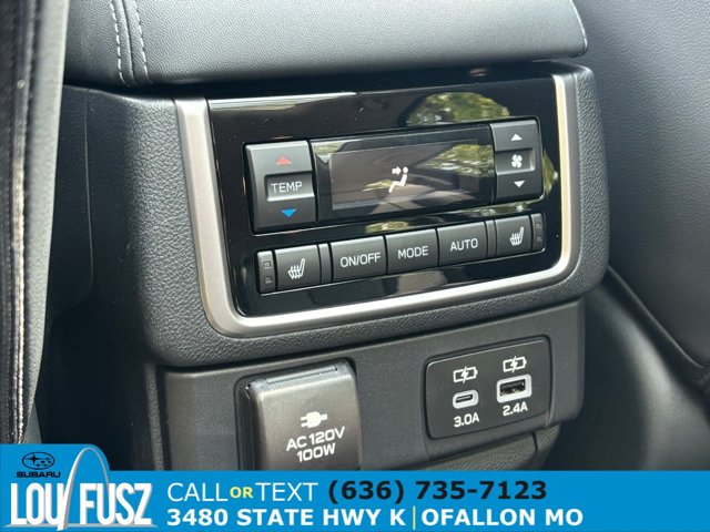 Vehicle image 11 of 32