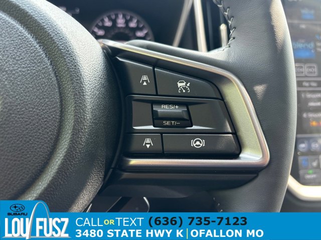 Vehicle image 15 of 32
