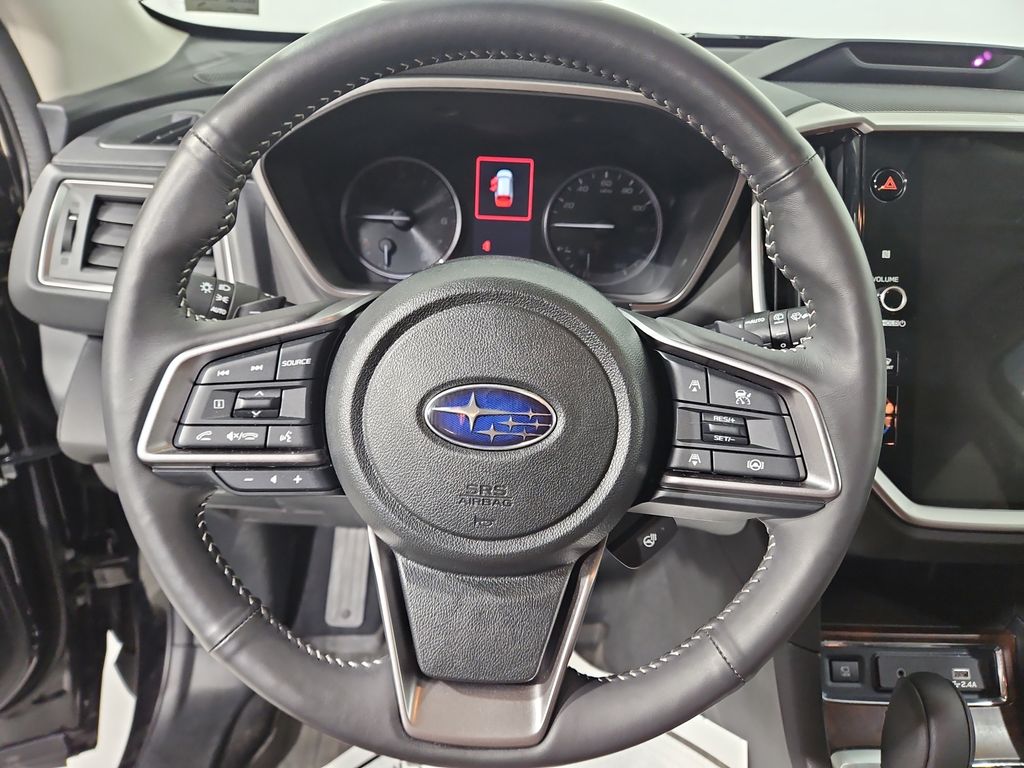 2024 Subaru Ascent Touring Image 18 of 31