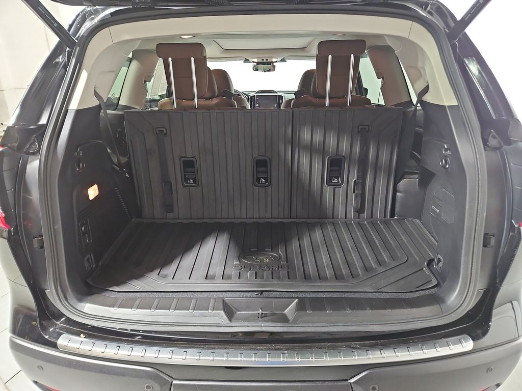 2024 Subaru Ascent Touring Image 12 of 31