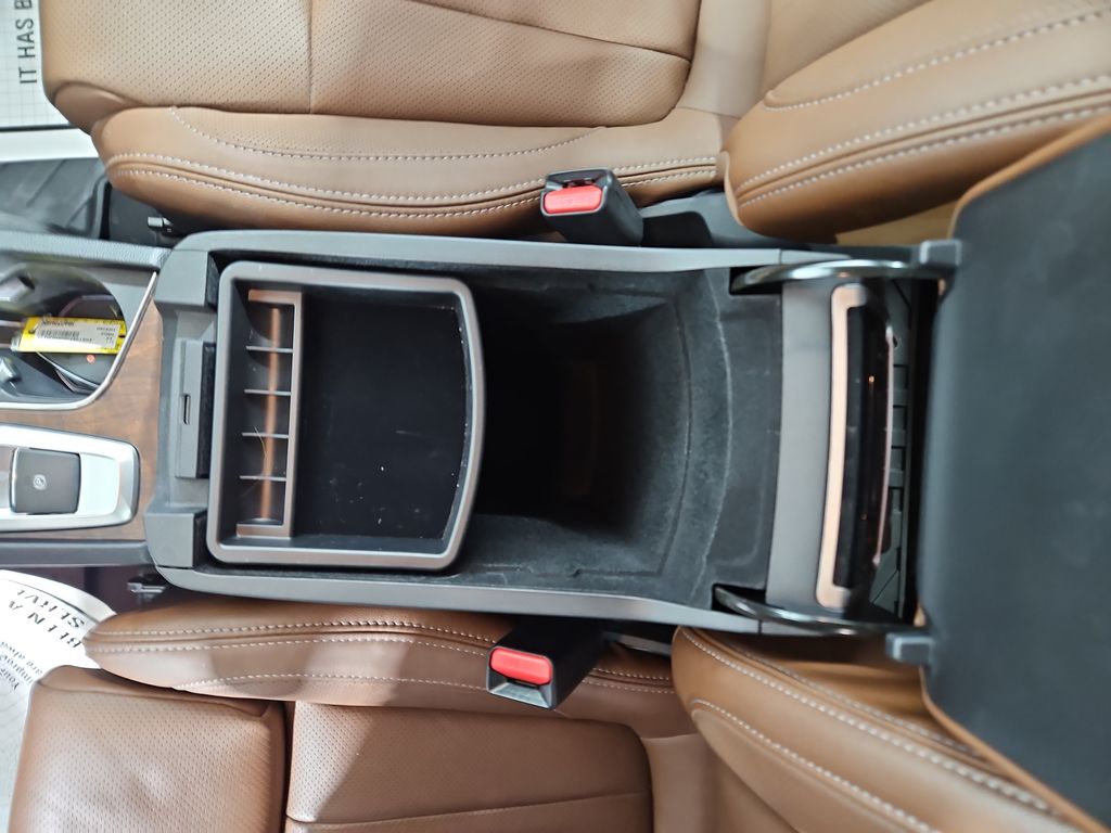 2024 Subaru Ascent Touring Image 25 of 31