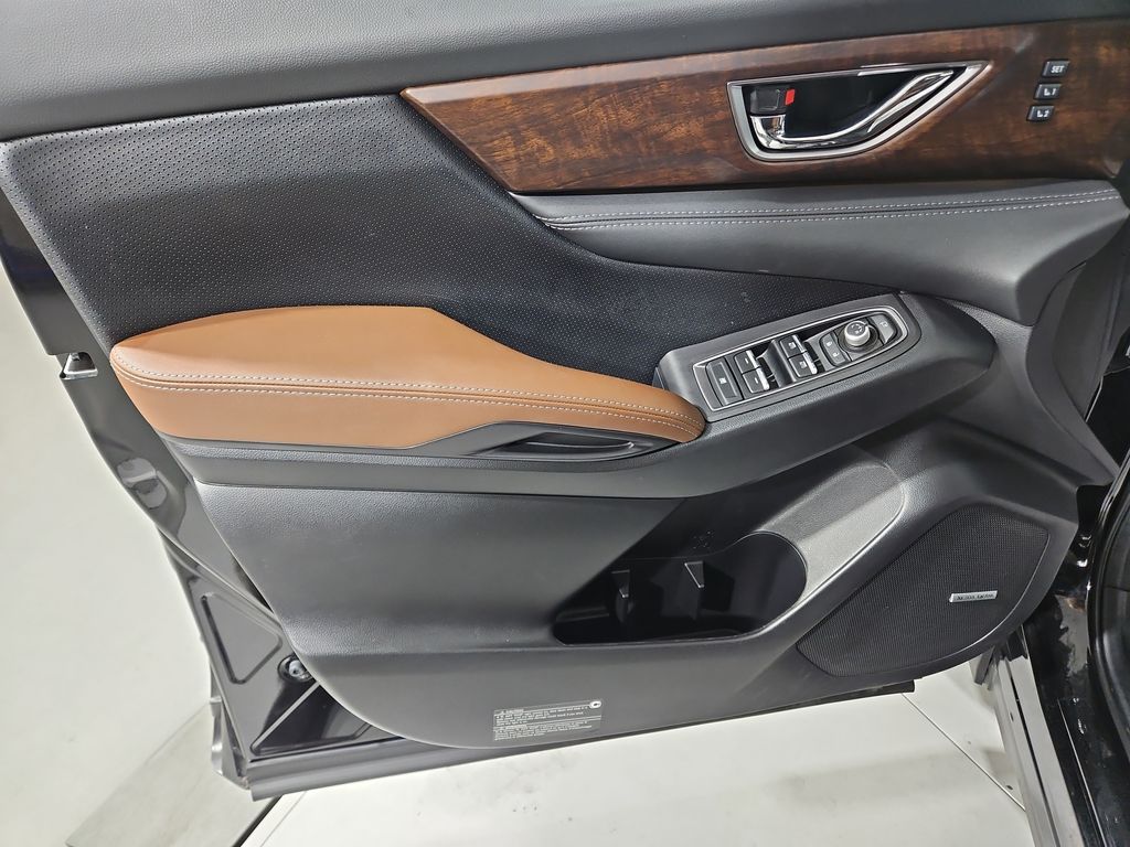 2024 Subaru Ascent Touring Image 24 of 31