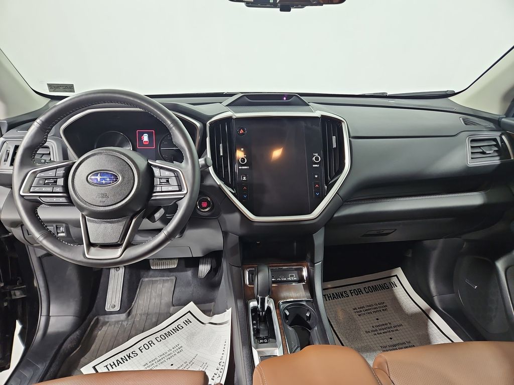 2024 Subaru Ascent Touring Image 15 of 31